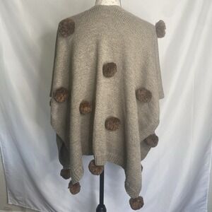 Pom Pom Cape/Shawl Beige Brown One Size Cozy Fall Winter Spring Workwear Casual